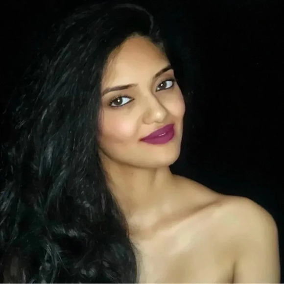 Purple Matte Liquid Lipstick​​ - Picture 6 of 9